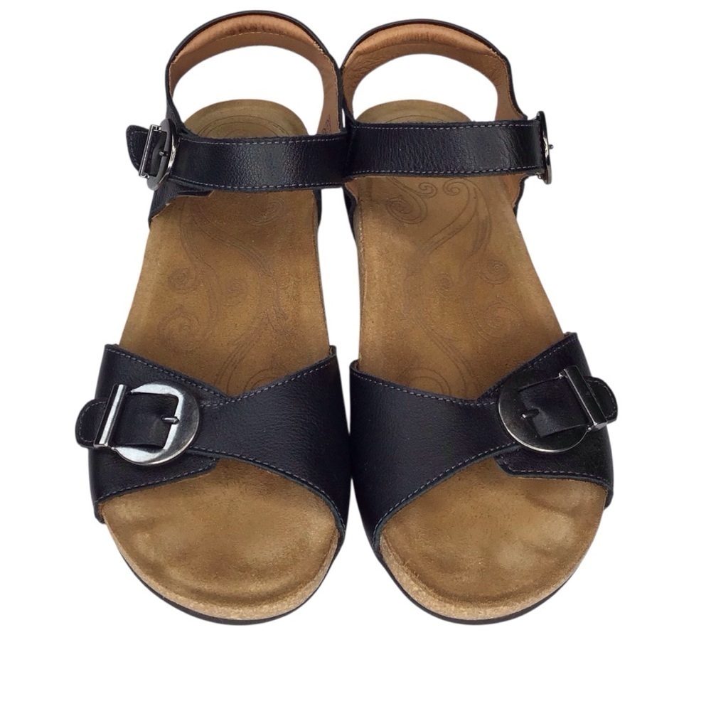 Taos Vera Leather Sandal in Black Size 9/9.5